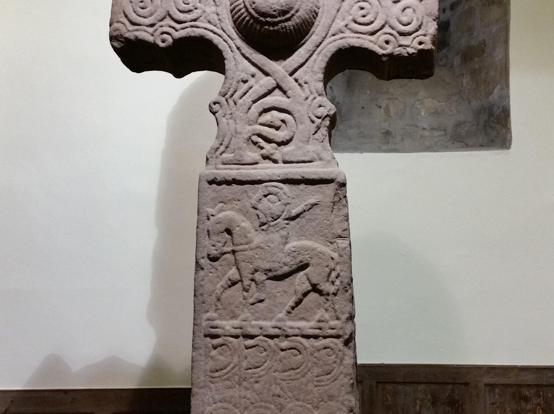 St Serf's Church and Dupplin Cross-珀斯必去景点
