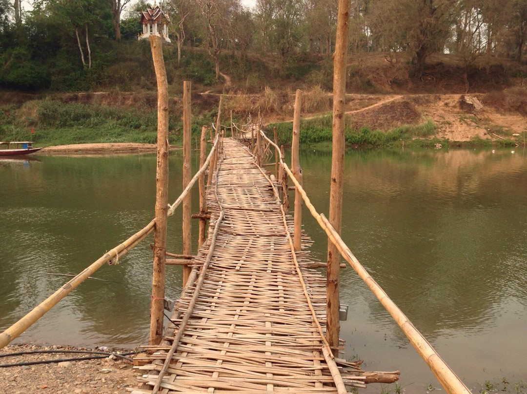 湄公河竹桥-琅勃拉邦必去景点