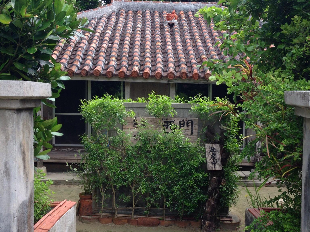 粟国村餐馆和美食-Yukuidukuro Irijo