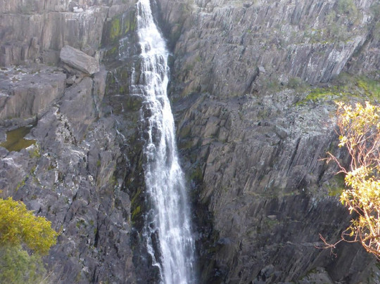 Walcha旅游景点-Apsley Falls