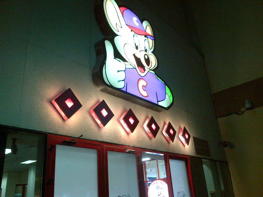 Al Madam餐馆和美食-Chuck E Cheese's