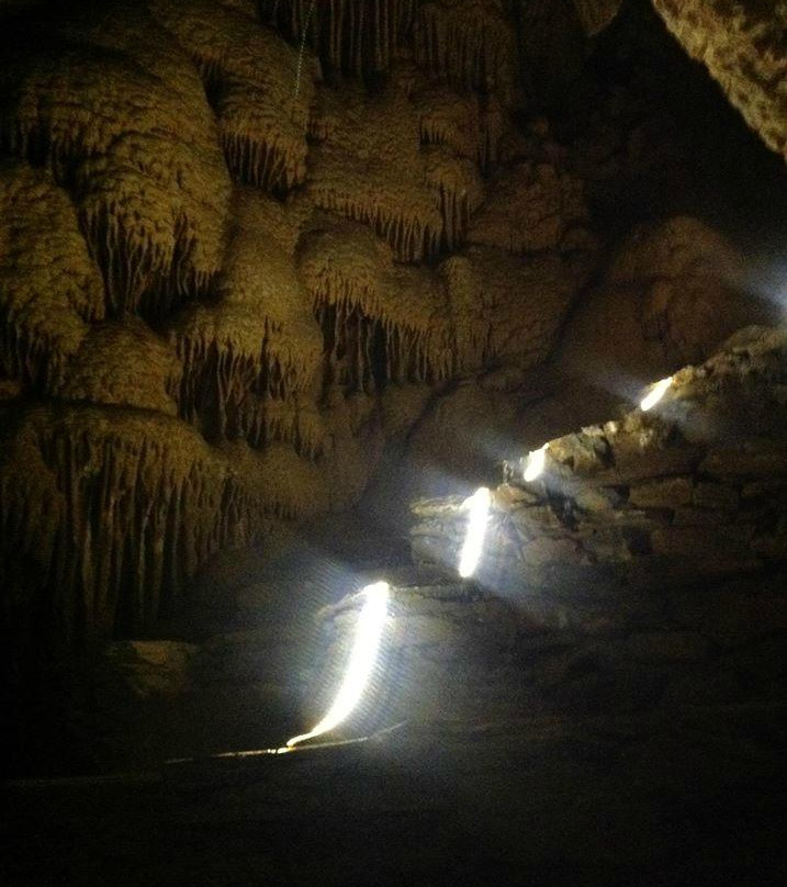 Cave Foros-Aladino必去景点