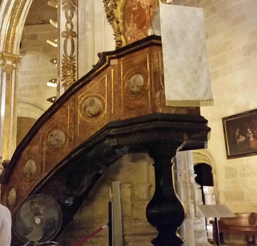 Catedral de la Encarnacion景点图片