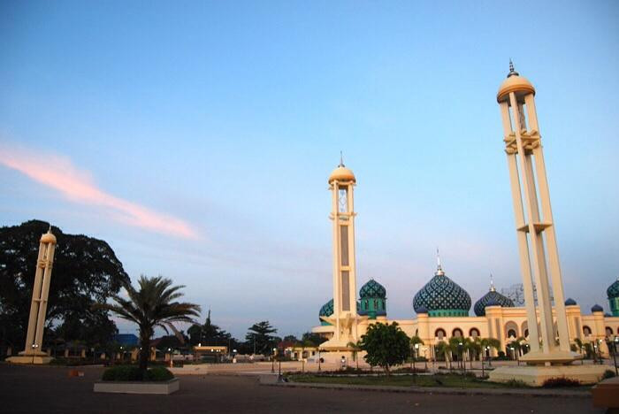 Al-Karomah Great Mosque景点图片