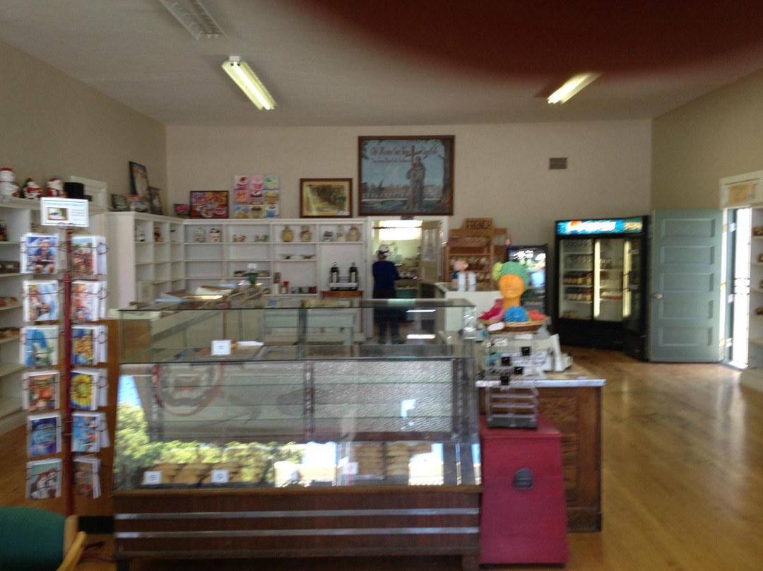 San Juan Bautista餐馆和美食-San Juan Bakery & Grocery