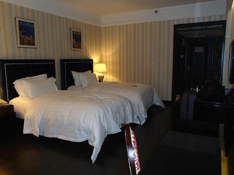 北京春晖园温泉度假酒店主图