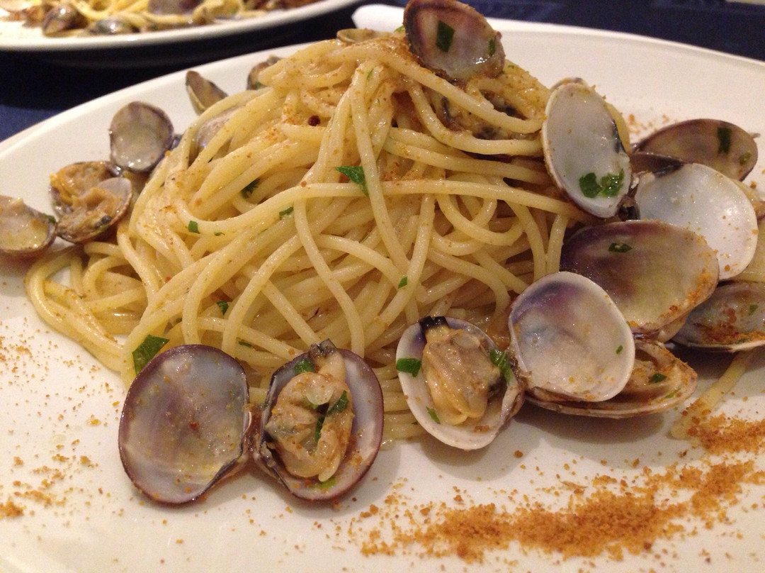 Cala Gonone餐馆和美食-"DuePi" Pizzeria Ristorante Live Grill
