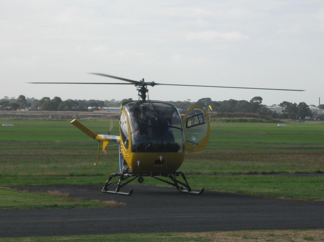 Professional Helicopter Services景点图片