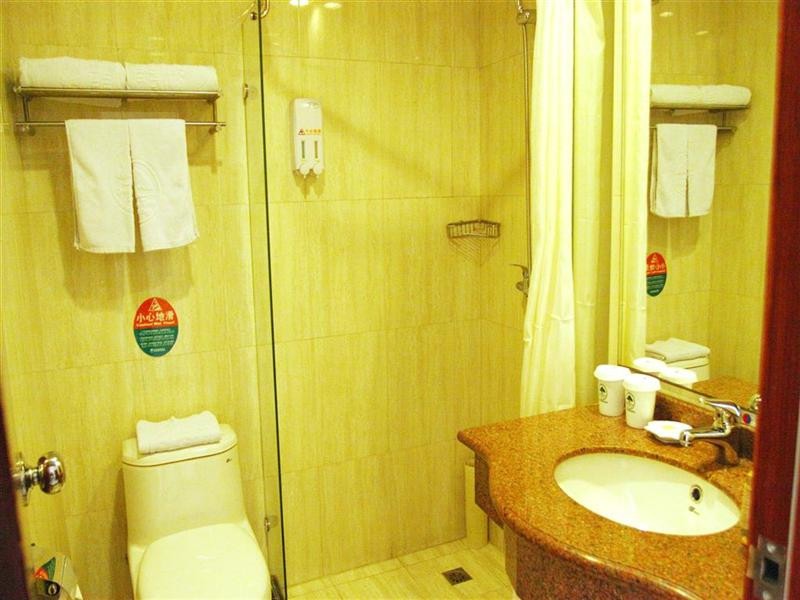 格林豪泰南通如东文峰财富广场商务酒店主图