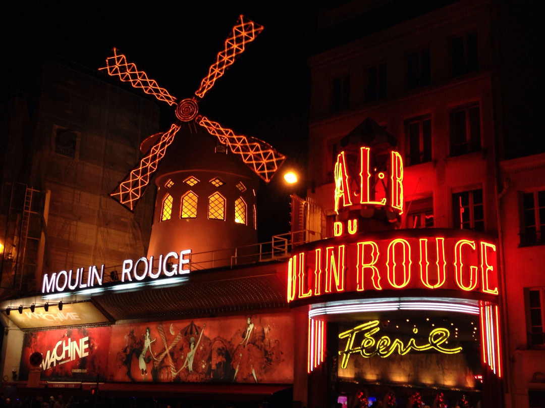 红磨坊-巴黎必去景点