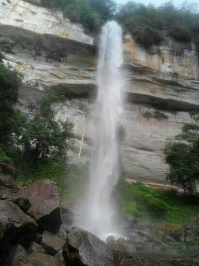 Air Mertua Waterfall-北干巴鲁必去景点