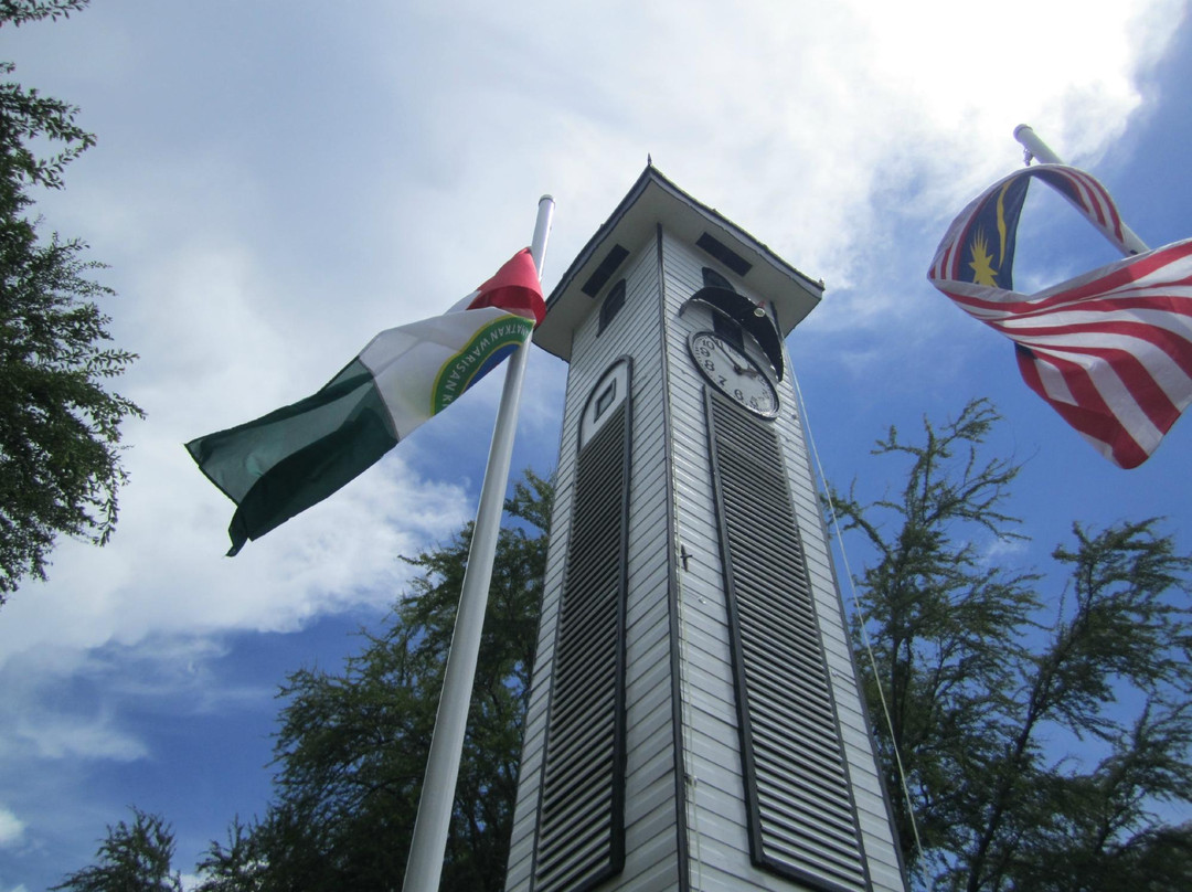 艾京生钟楼-亚庇必去景点