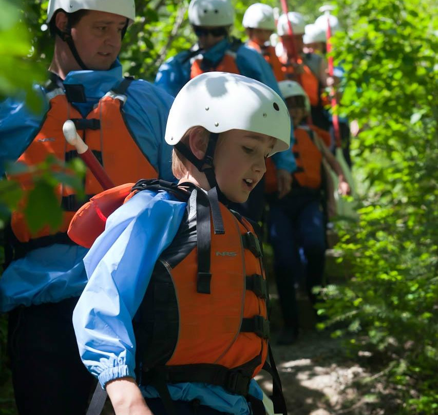 Glacier Raft Adventures Day Tours景点图片