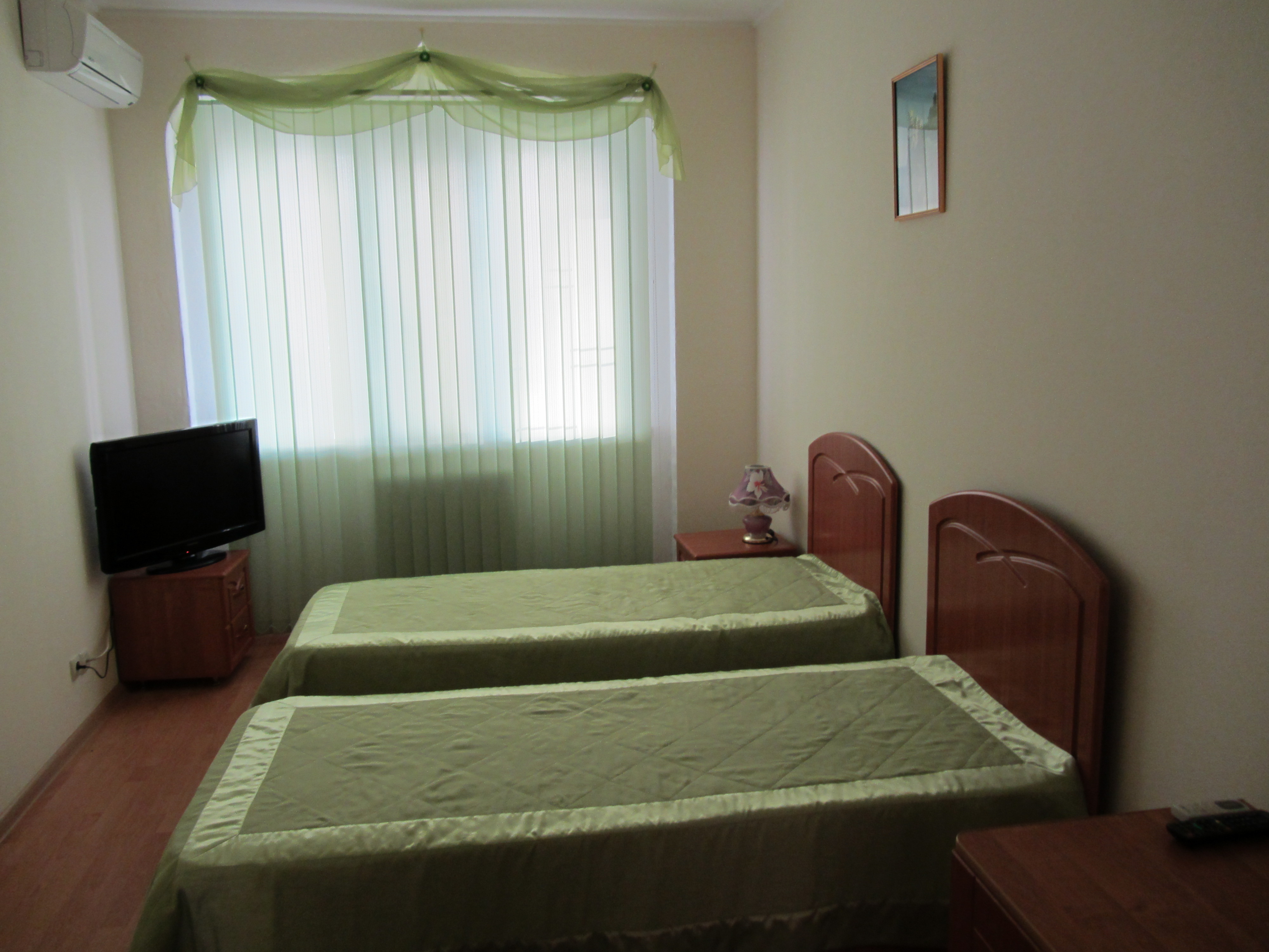 Yalta Hotel-官方