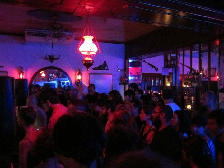 Coach and Horses-Msida必去景点