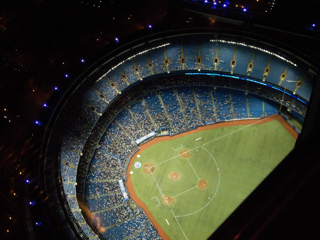 罗渣士中心-多伦多必去景点