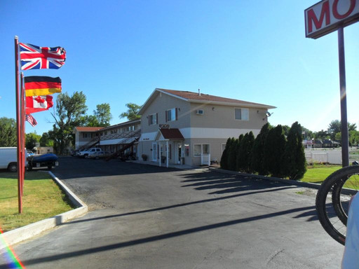 Balanced Rock Inn主图