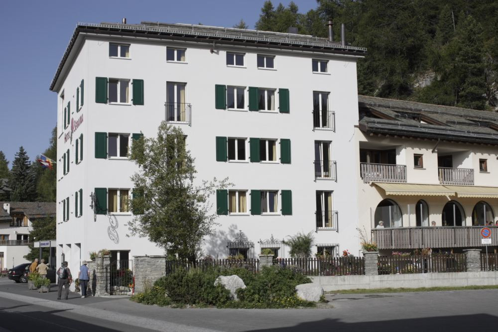 赛莱纳酒店主图