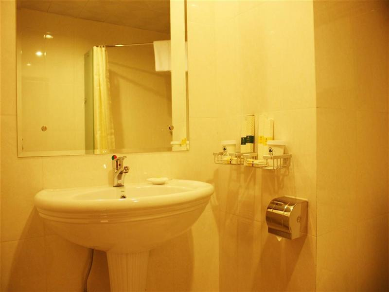 格林豪泰潍坊火车站快捷酒店主图