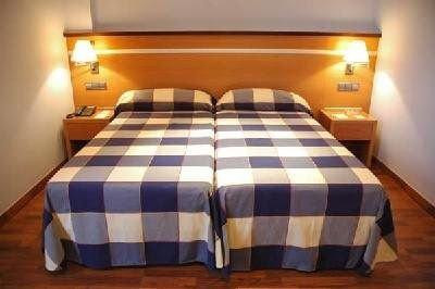 Hotel Isur Llerena主图