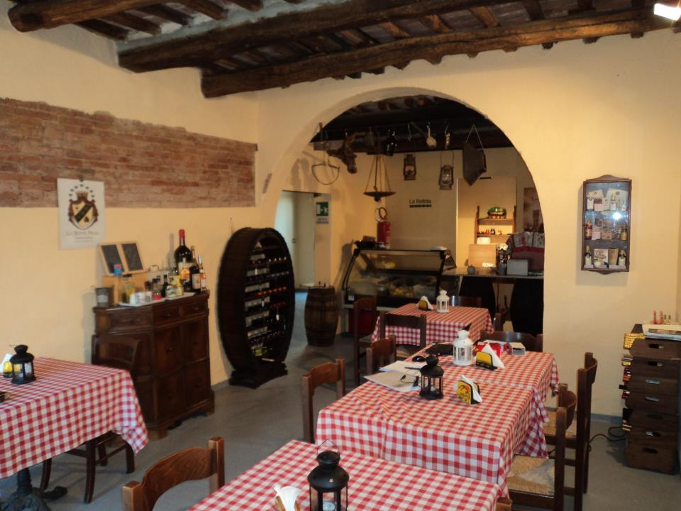 La Bettola Tavern Rooms & Restaurant