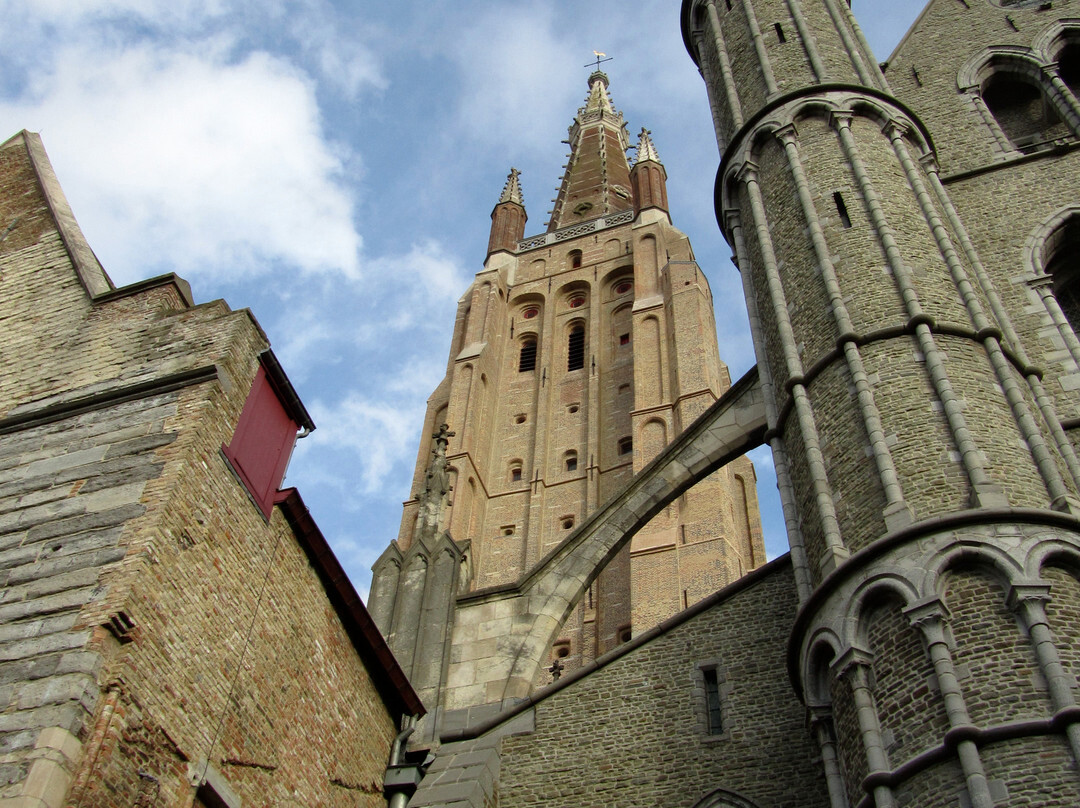 Onze-Lieve-Vrouwekerk-布鲁日必去景点