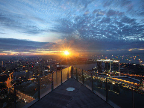 1-Altitude 画廊与酒吧-新加坡必去景点