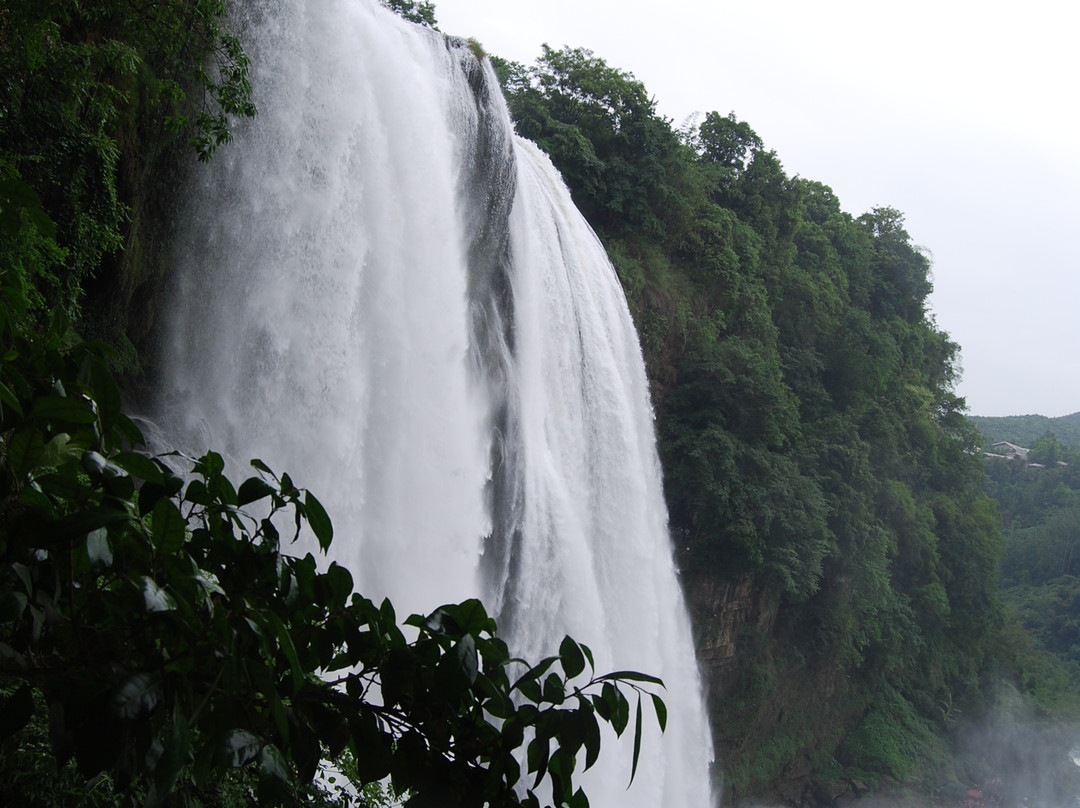 桔子酒店(贵阳大十字民生路好吃街店)主图