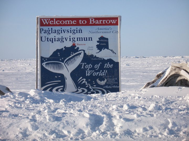 Barrow Beach景点图片