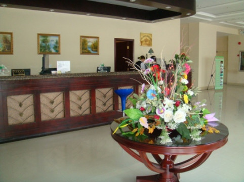 海林豪泰酒店主图