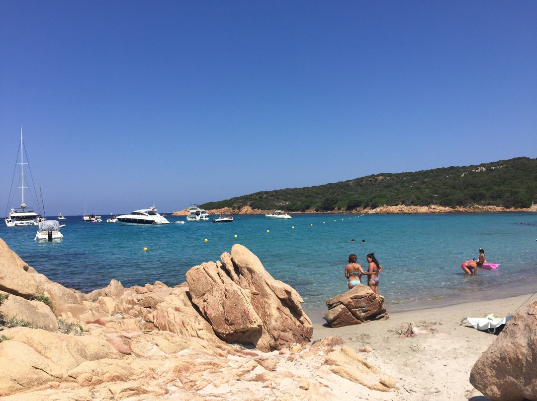 Cala Portese景点图片