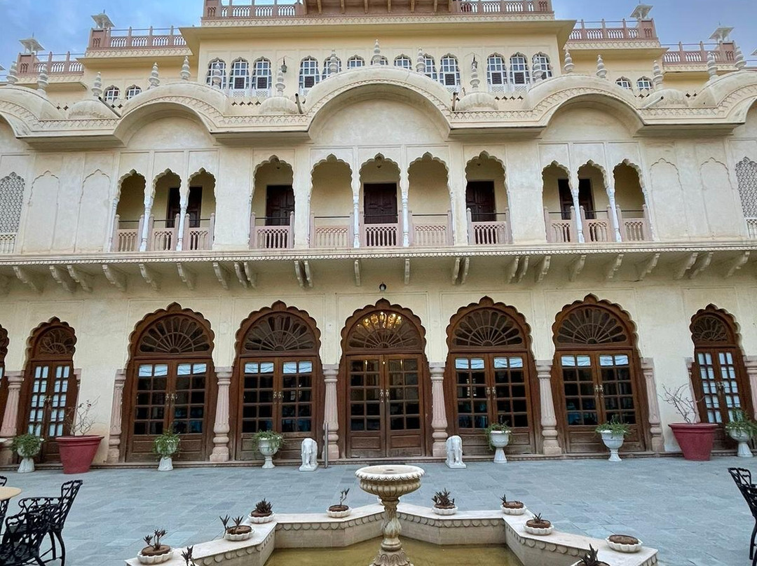 阿斯萨玛哈酒店主图