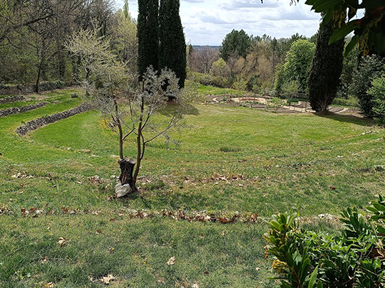 Le Monastere de Segries主图