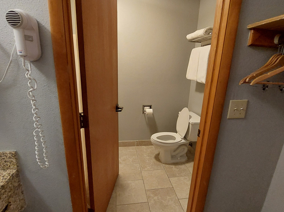 Quality Inn Bloomington Near University主图