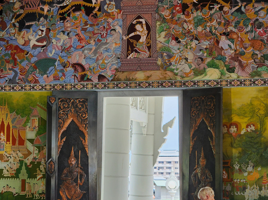 甲米白寺景点图片