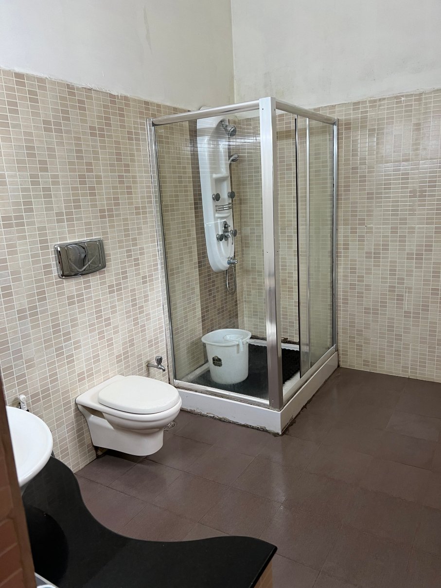 舍瓦洛伊斯酒店-浴室