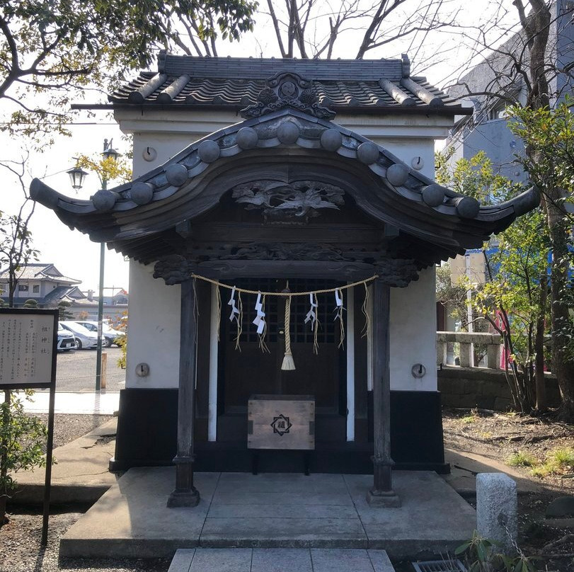 Yatsurugi Hachiman Shrine景点图片