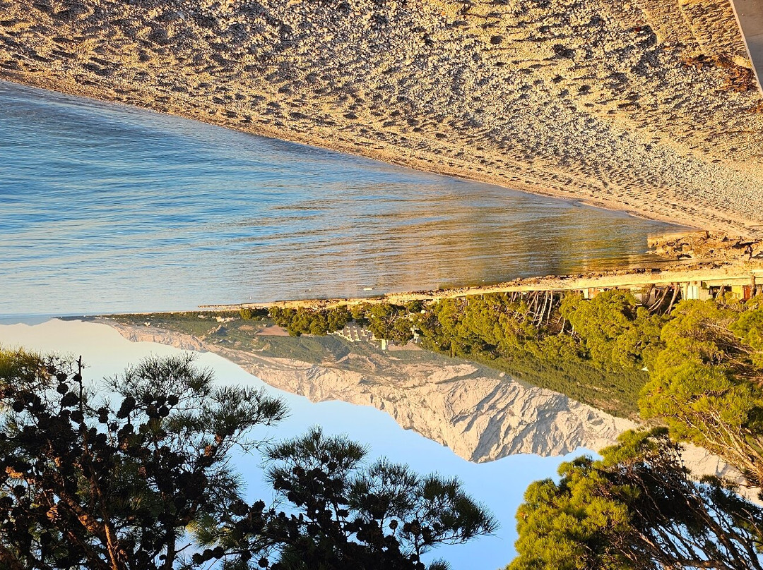 Brela Beach景点图片