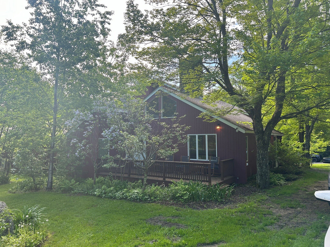 White Horse Lodge主图