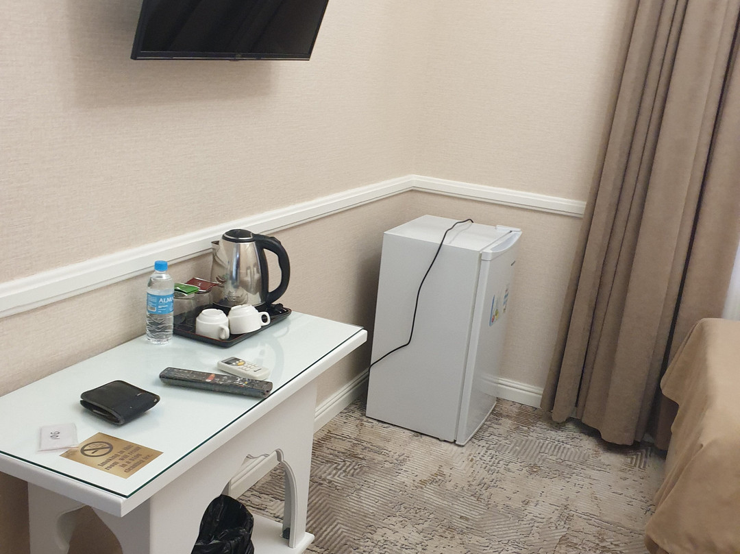 Hotel Billuri Sitora主图