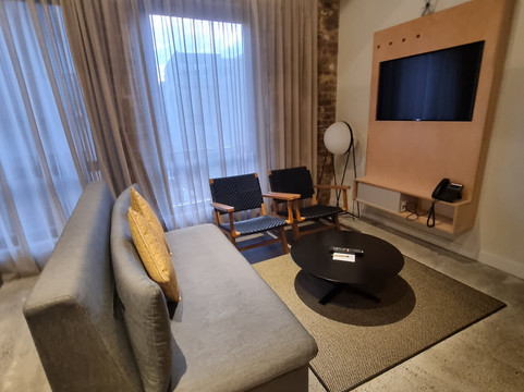 尾流百老汇公寓酒店主图