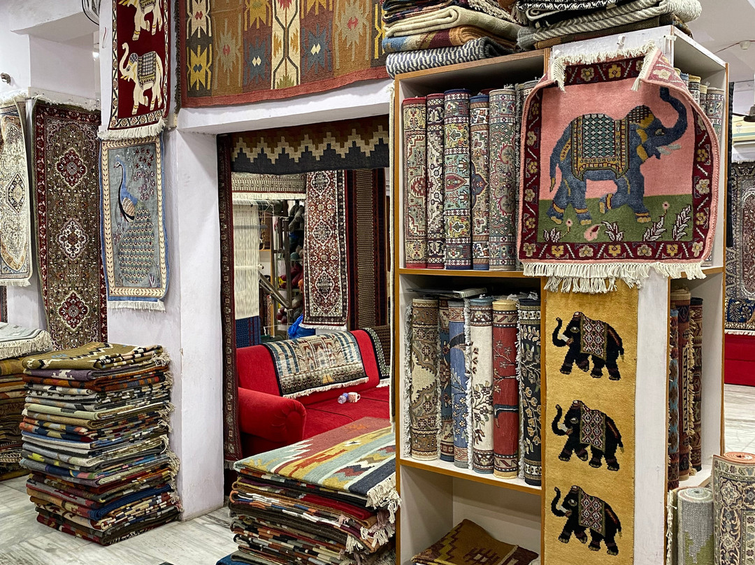ABC Rugs & Jewelry-斋蒲尔必去景点