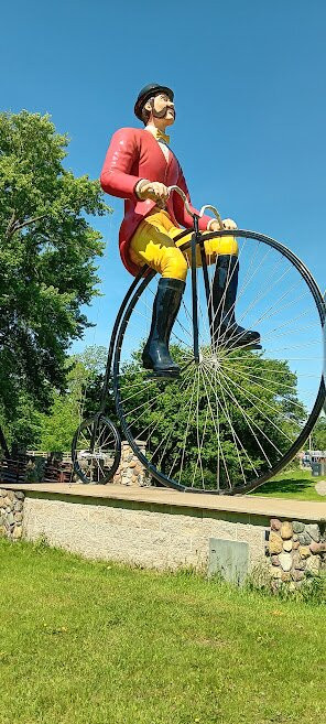 World's Largest Bicyclist-Sparta必去景点