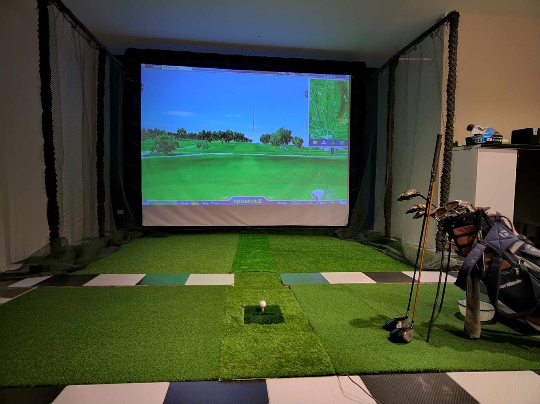 Mini Golf World Glow In The dark Restaurant and Golf Simulator