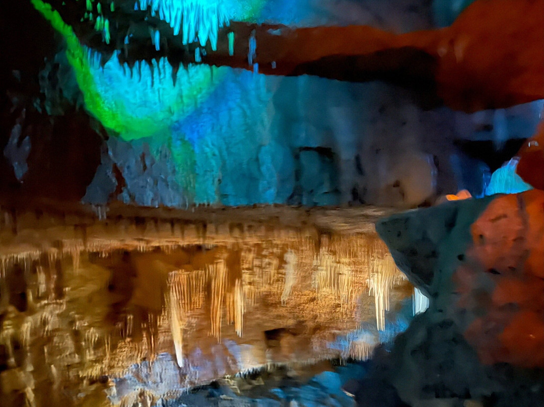 Grotte De Tourtoirac景点图片