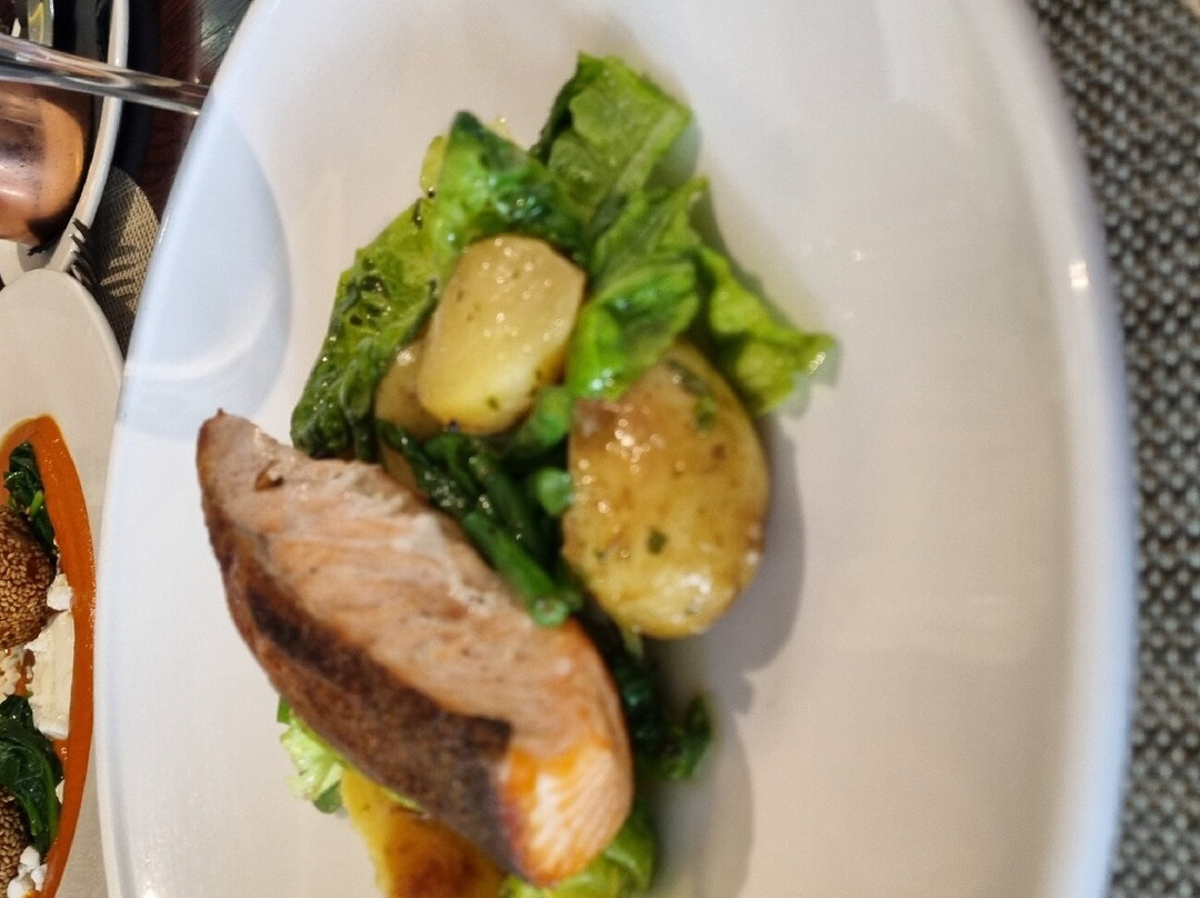 Zuni Restaurant, Bar & Boutique Hotel主图
