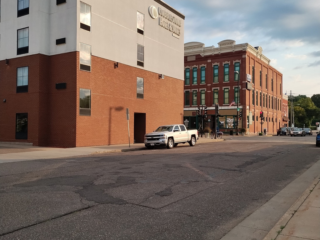 Cobblestone Hotel & Suites - Chippewa Falls主图