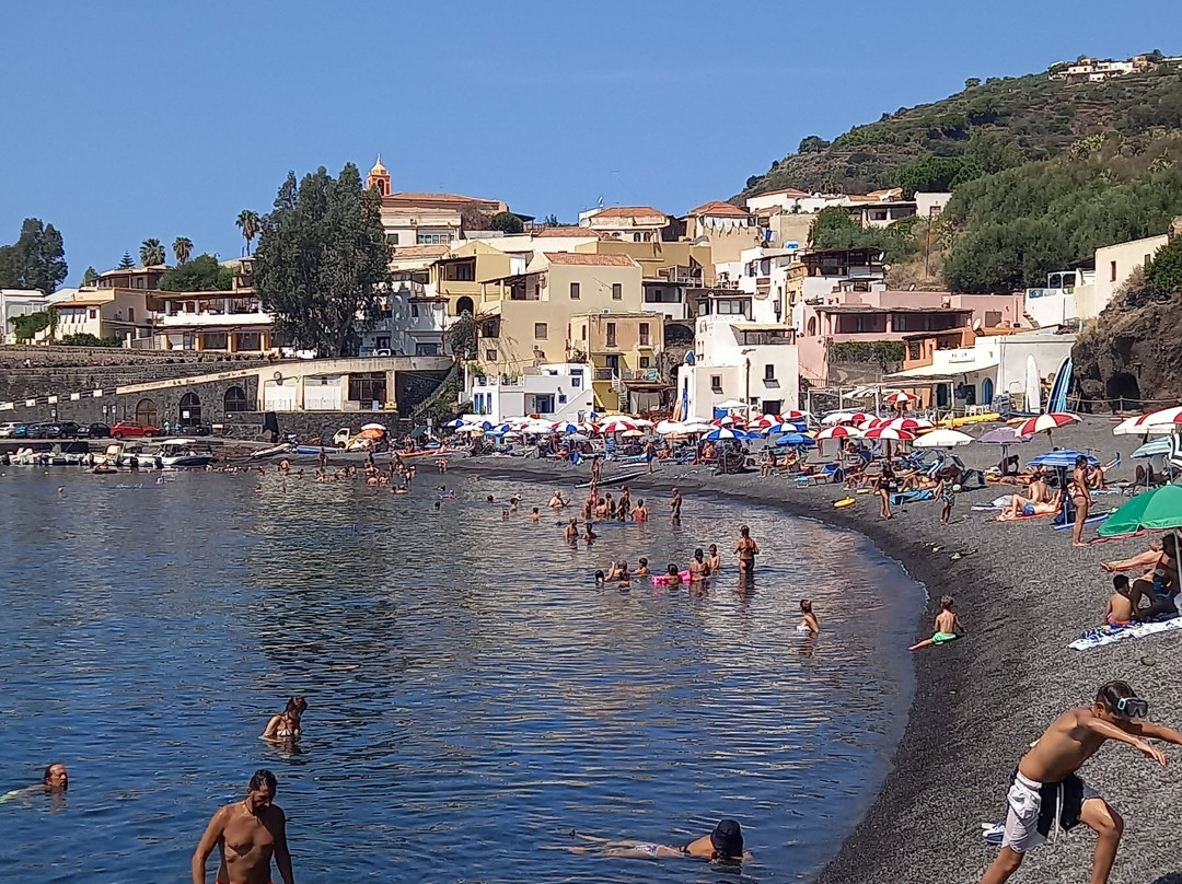 Spiaggia Di Rinella景点图片