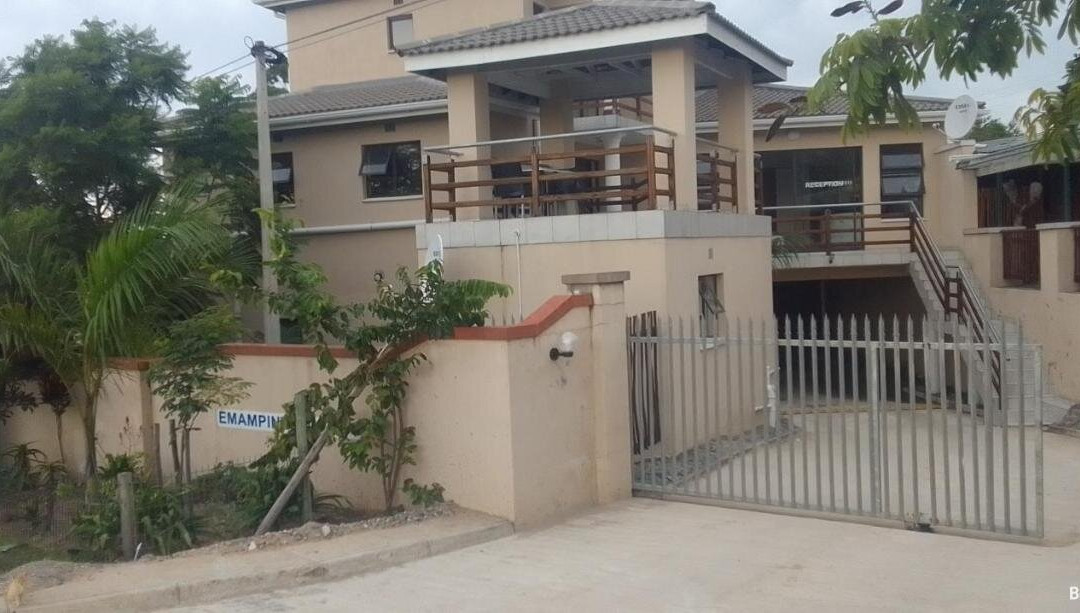 Emampingeni Lodge主图