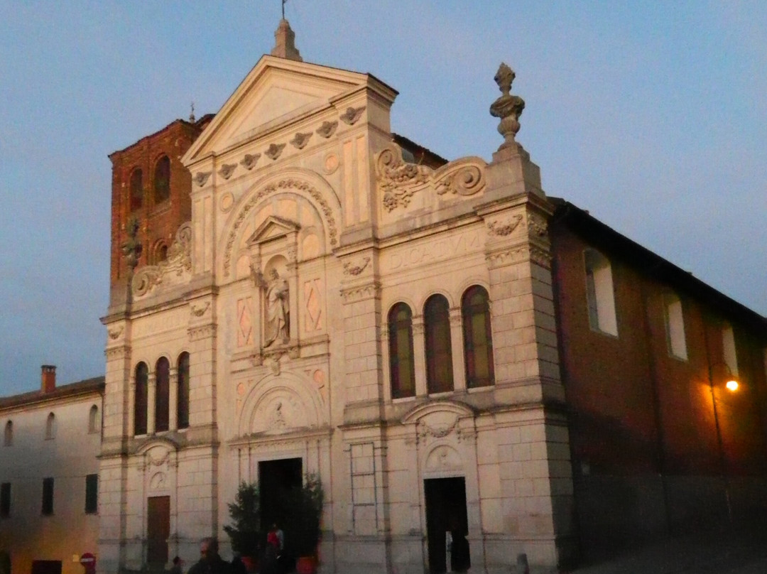 Chiesa di San Martino-San Salvatore Monferrato必去景点